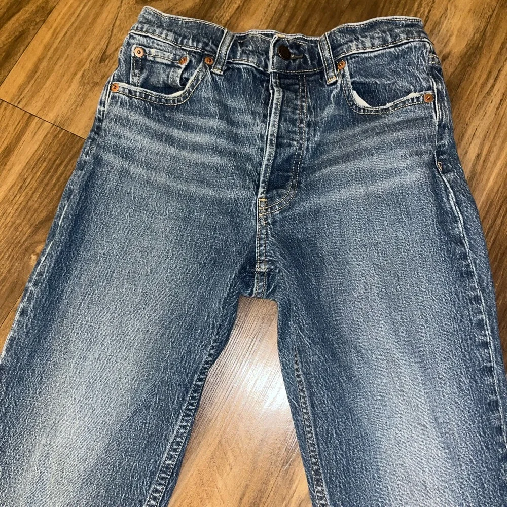 GAP Men's Straight Blue Jeans - Picture 3 of 8